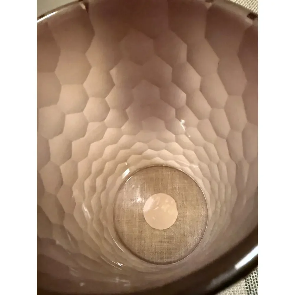 🌸 Set of 2 Textured Glass Vases – Purple / Mauve Honeycomb Design